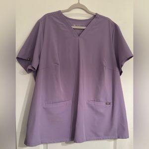Figs scrub top